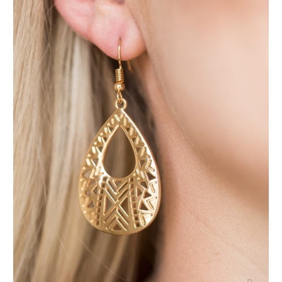 Beautiful hypoallergenic earrings - Picture 3 of 8